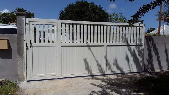 Fabrication de baie vitrée sur mesure Guadeloupe